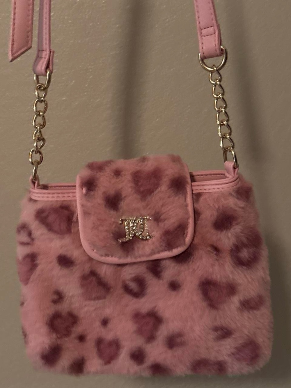 Juicy Couture Pink Faux Fur Heart-Print Crossbody with Gold Chain